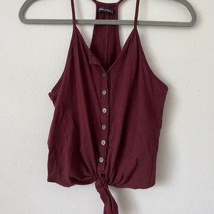 button tie front tank
